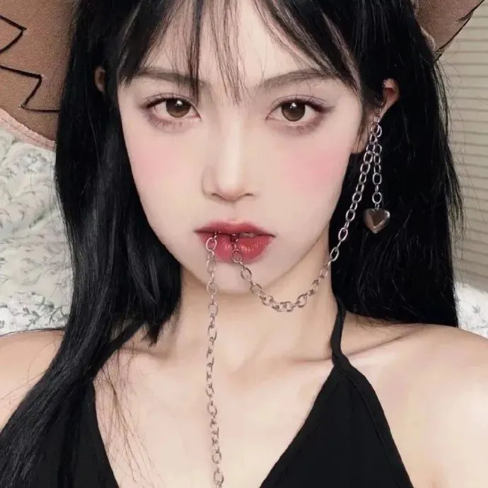 加美拉对深海怪兽吉古拉